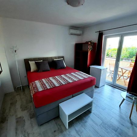 Apartments Zoro Primošten Eksteriør billede