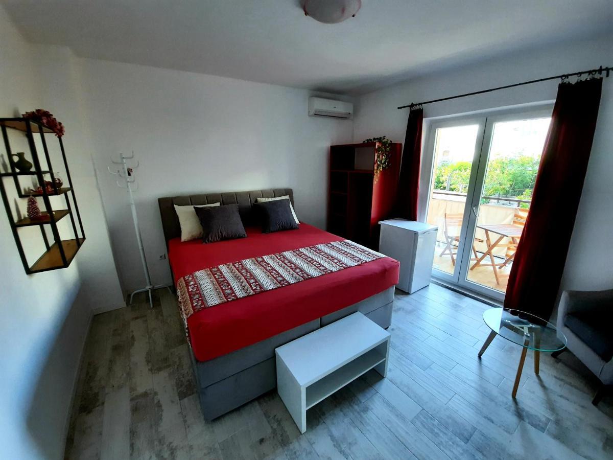 Apartments Zoro Primošten Eksteriør billede